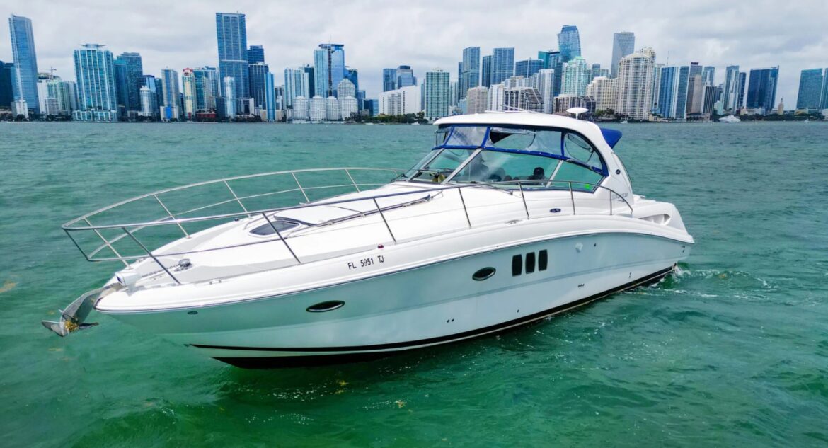 Marine Upholstery Improves Boat Comfort and Style for Better Usability